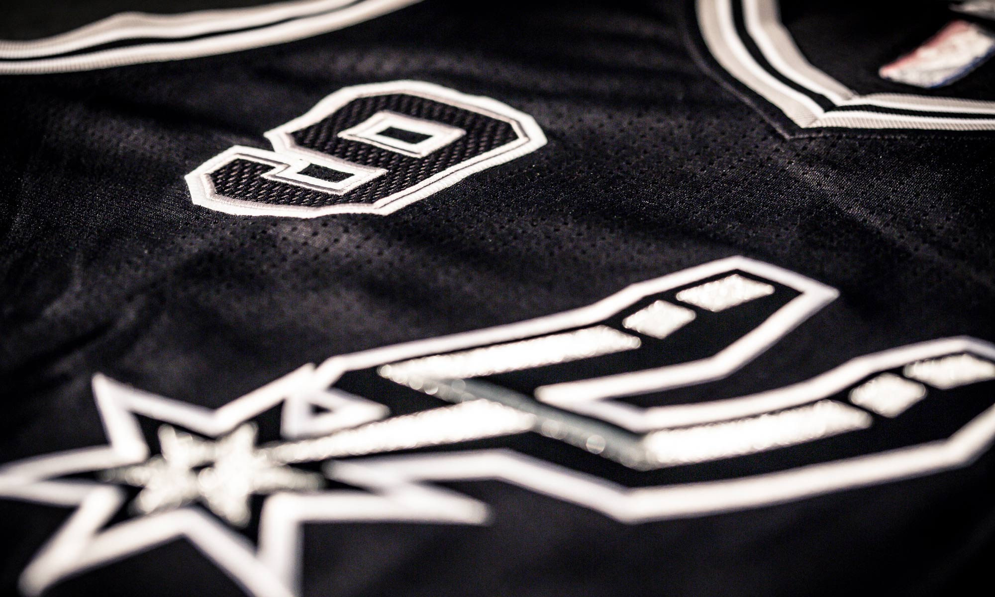 San Antonio Spurs Unveil Black Signature Spur, 2015-16 Alternate Jerseys  - Pursuit Of Dopeness