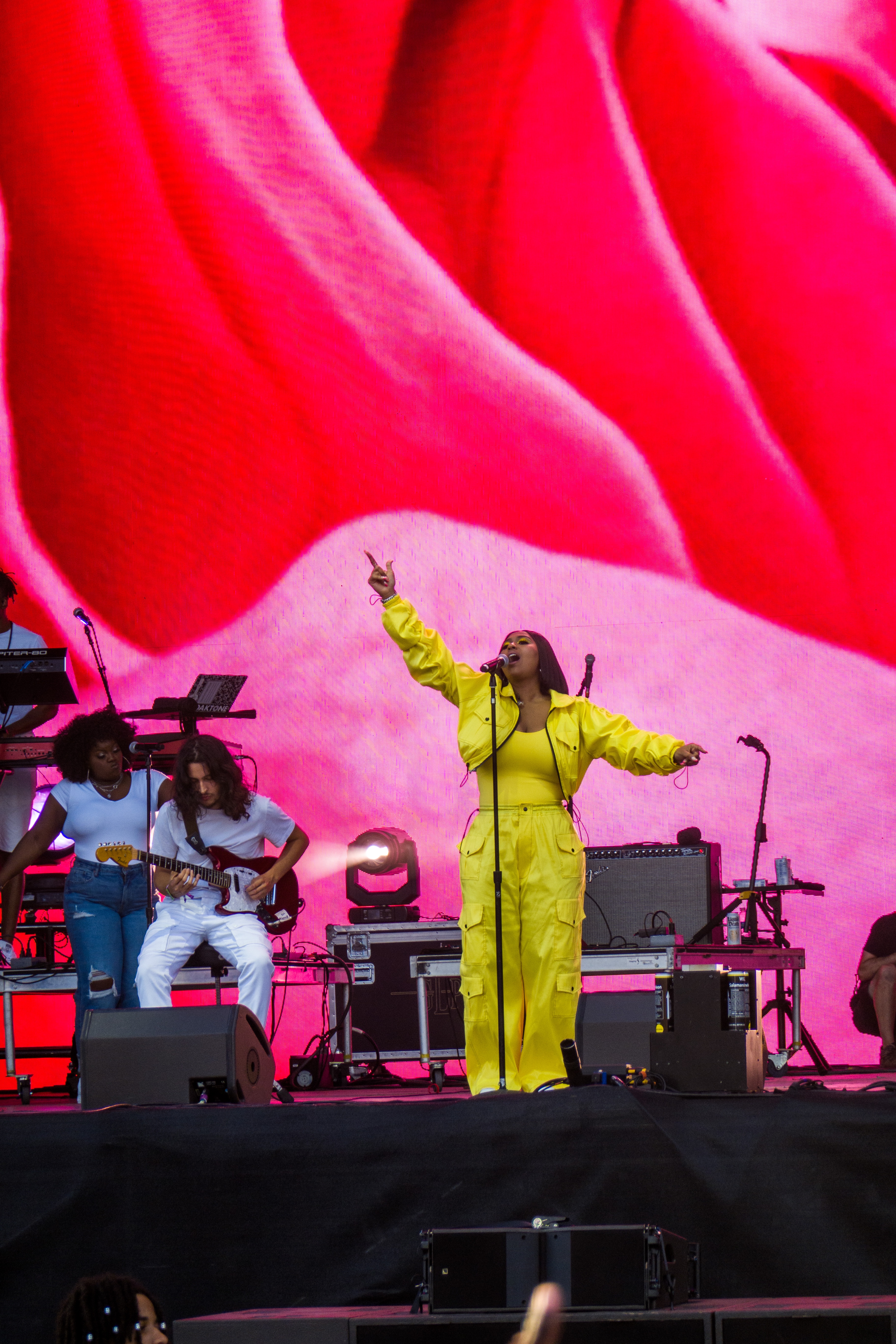 POD Photos: Lollapalooza 2023 - Day 1 feat. Karol G, Sofi Tukker, Men I  Trust - Pursuit Of Dopeness