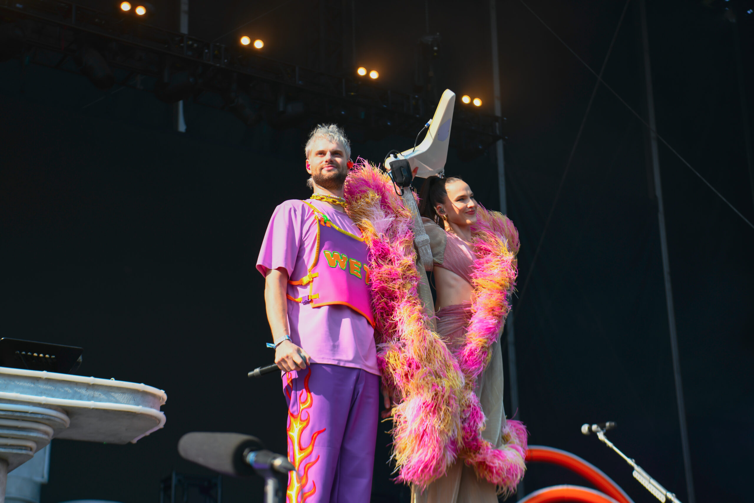 POD Photos: Lollapalooza 2023 - Day 1 feat. Karol G, Sofi Tukker, Men I  Trust - Pursuit Of Dopeness