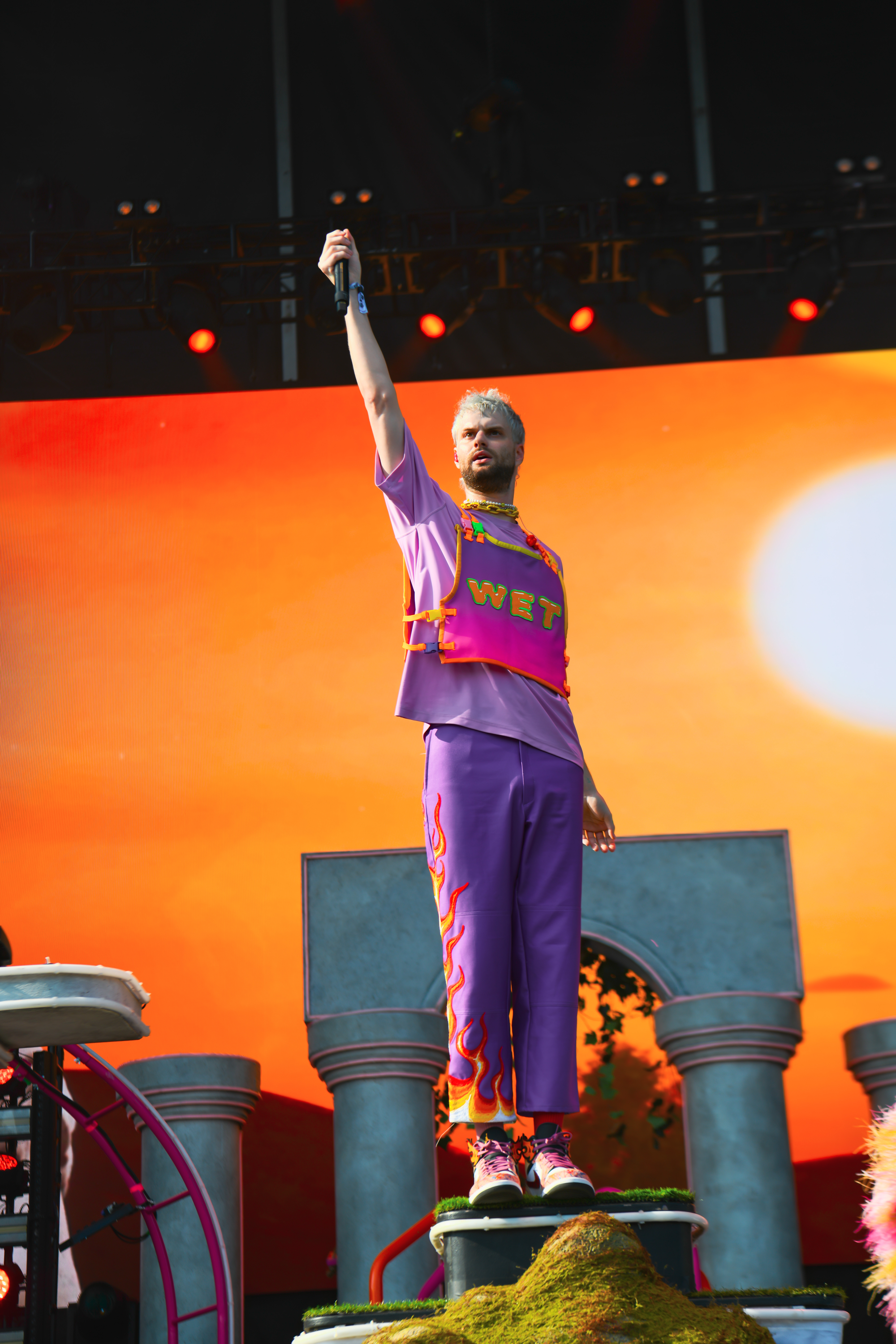 POD Photos: Lollapalooza 2023 - Day 1 feat. Karol G, Sofi Tukker, Men I  Trust - Pursuit Of Dopeness